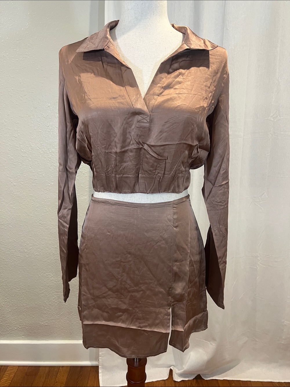Olivaceous Brown Satin Mini Skirt and Long Sleeve Crop Set. Size S. NWT
